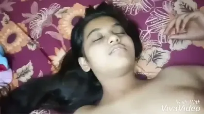 गुजजु लवर्स की जबरदस्त चूत चुदाई वीडियो