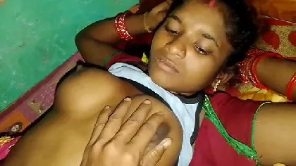 देहाती भाभी देवर की नाईट में फोरप्ले सेक्स चोरी छुपकर वीडियो