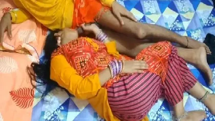 नींद टूटा तो फिर से देवर का लंड चूत मे लिया वीडियो