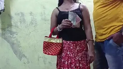 नौकर को पैसे देकर देसी गर्ल ने चुदवाया वीडियो