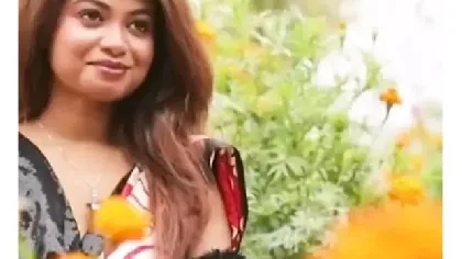 ब्यूटीफुल भाभी के बूब्स दबाकर लंड सवारी करवाई वीडियो