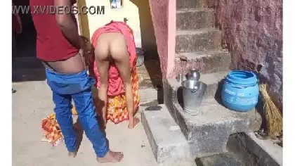 मराठी भाभी की खुले में चुदाई पड़ोसी साथ देसी सेक्सी बीएफ वीडियो