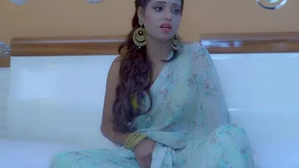 मेरी चूत की जरुरत को कौन पूरी करेगा वीडियो