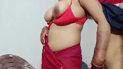 साली को पकड़ कर मस्ती में पेल दिया वीडियो