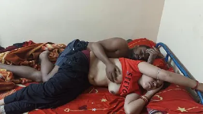 १८+ देसी लड़की की चूत चुदाई बॉयफ्रेंड किया घर पर वीडियो