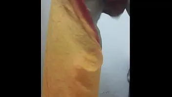 गर्लफ्रेंड के साथ पहली चुदाई के मज़े  1