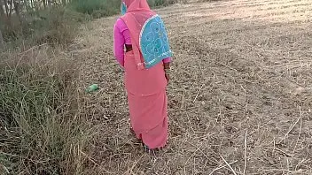 जीजा की छोटी बहन की सील तोड़ी