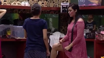 देसी चुदाई कहानी पड़ोस की सेक्सी भाभी की