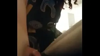 बड़ी बहन की चूत में ऊँगली डाली