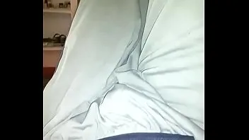 बरसात की रात एक लड़की के साथ