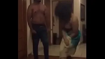 रंडी माँ और बहन की चुदाई