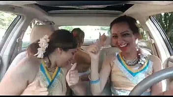 लंड को लेकर मचल उठी