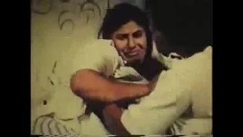 व्हाट्सअप पर लड़की पटाई और फिर हुई चुदाई