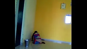 शादी से पहले लड़की को चोदकर अपनी पत्नी बनाया