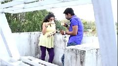 रसगुल्ला बाँटकर खाया