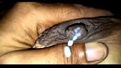 भैया ने चुदक्कड़ बहन को चोदा