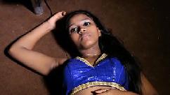 भैया टूर पर गए तो भाभी मेरी बीवी बनी