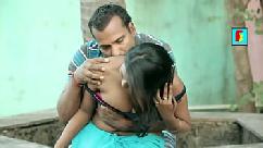 भाभी की चूत को फाड़ डाला