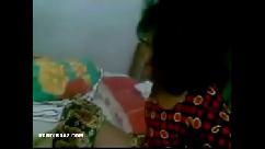 बेटी की चूत और गांड के छेदों ने मुझे गिरफ्तार कर लिया