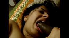 दोस्त ने मेरी माँ को नचाकर चोदा