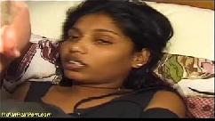 ट्रेन में लाइन लगाकर चोदा