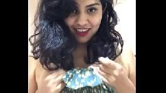 ट्रेन में पटा कर सेक्सी माल की चूत की चुदाई की