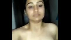 चलो डाकिया बाबू बिस्तर मे गुल खिलाएं