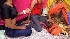 ऑफिस के टूर में अपने जूनियर से चूत मरवाई